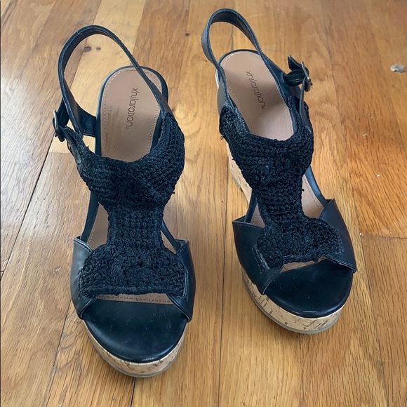 Sz 8 black wedge heels - Picture 2 of 4